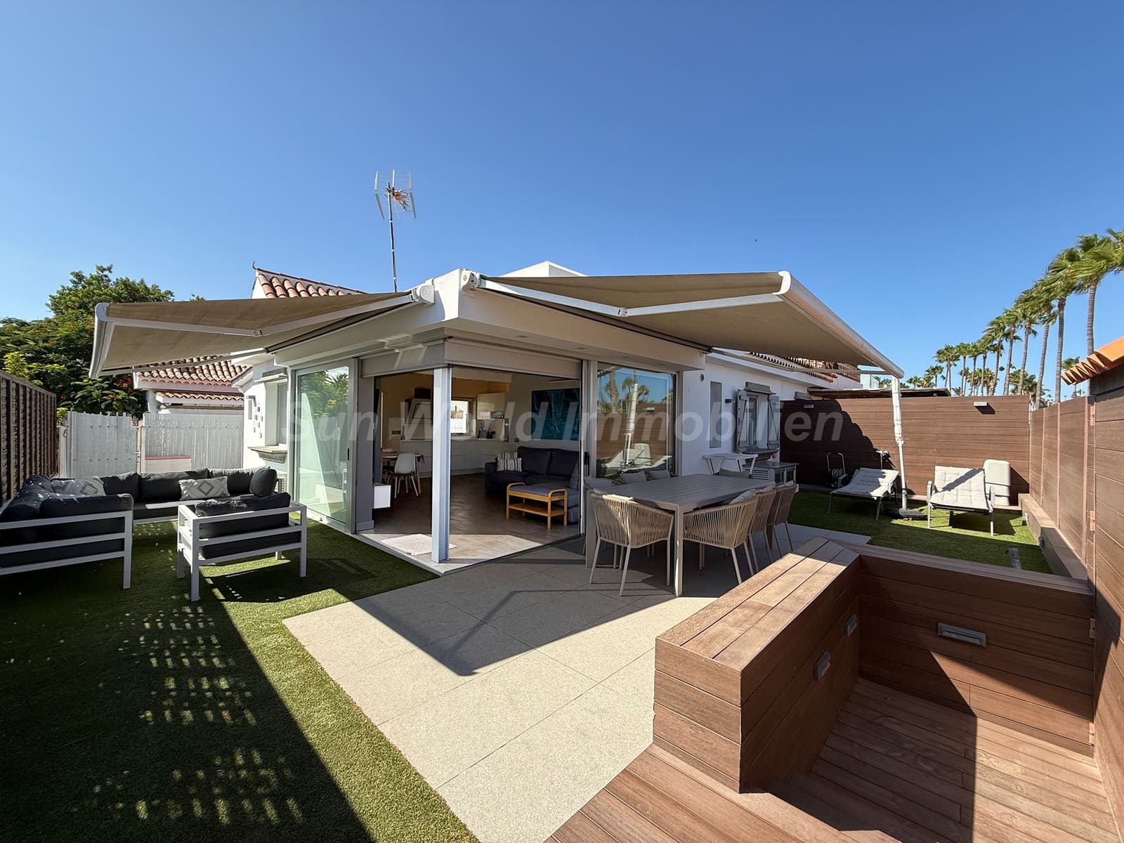 3 soverom Bungalow til leie i Campo Internacional med svømmebasseng garasje - € 2 800 (Ref: 9977971)