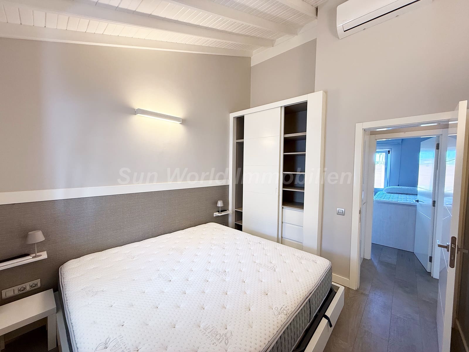 3 soverom Bungalow til leie i Campo Internacional med svømmebasseng garasje - € 2 800 (Ref: 9977971)