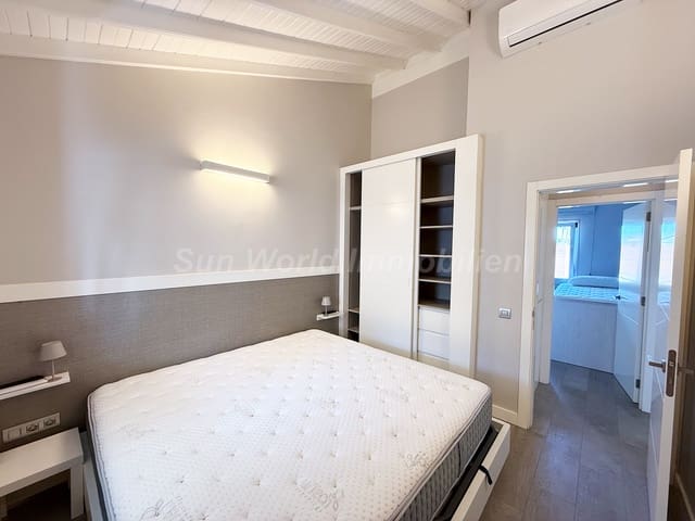 3 soverom Bungalow til leie i Campo Internacional, San Bartolomé de Tirajana med svømmebasseng garasje - € 2 800 (Ref: 9977971)
