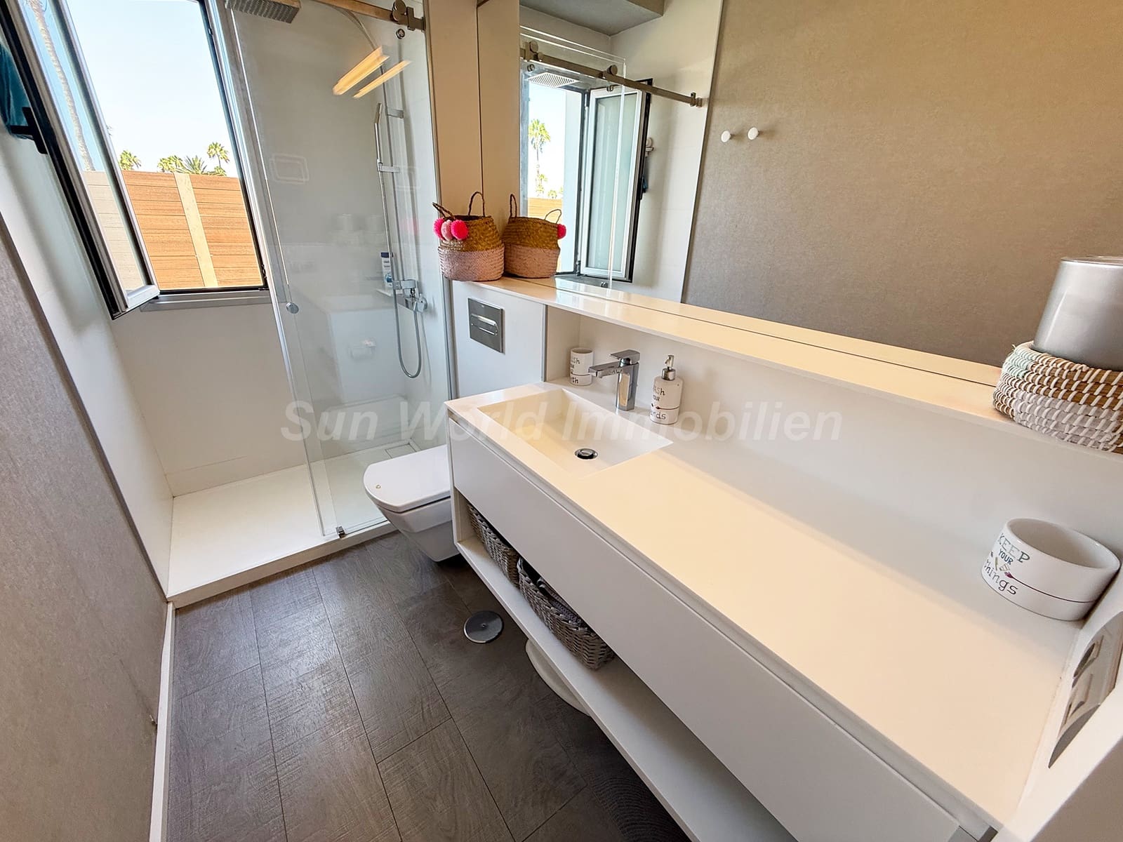 3 soverom Bungalow til leie i Campo Internacional med svømmebasseng garasje - € 2 800 (Ref: 9977971)