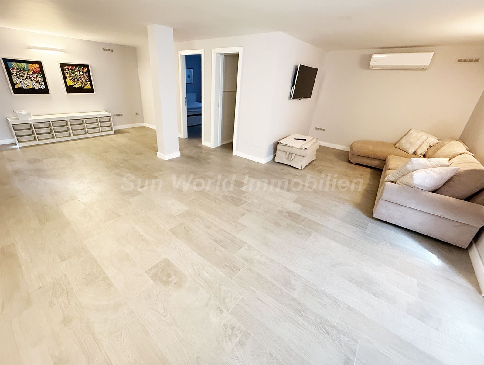 3 soverom Bungalow til leie i Campo Internacional med svømmebasseng garasje - € 2 800 (Ref: 9977971)