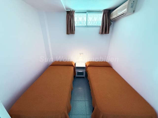 1 quarto Bungalow para arrendar em San Agustín, San Bartolomé de Tirajana - 1 300 € (Ref: 9977973)