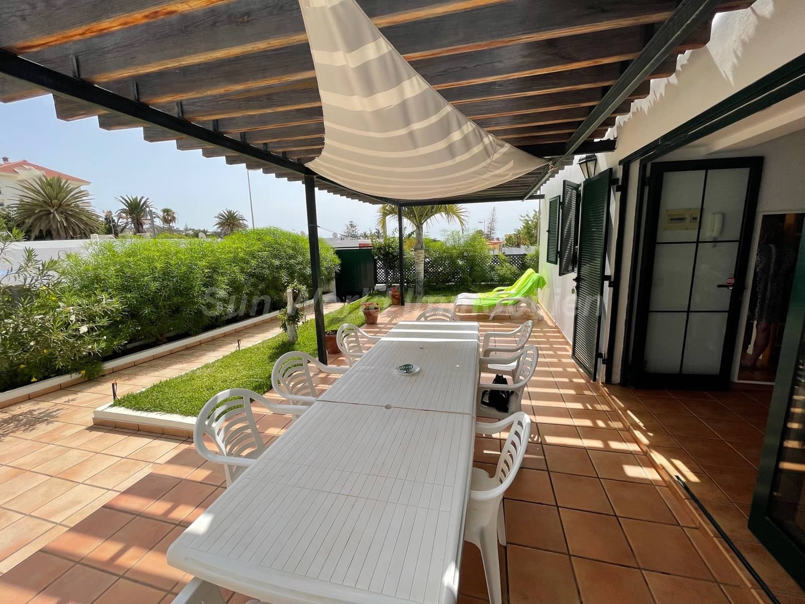 2 soverom Bungalow til leie i San Agustin - € 1 400 (Ref: 9977974)