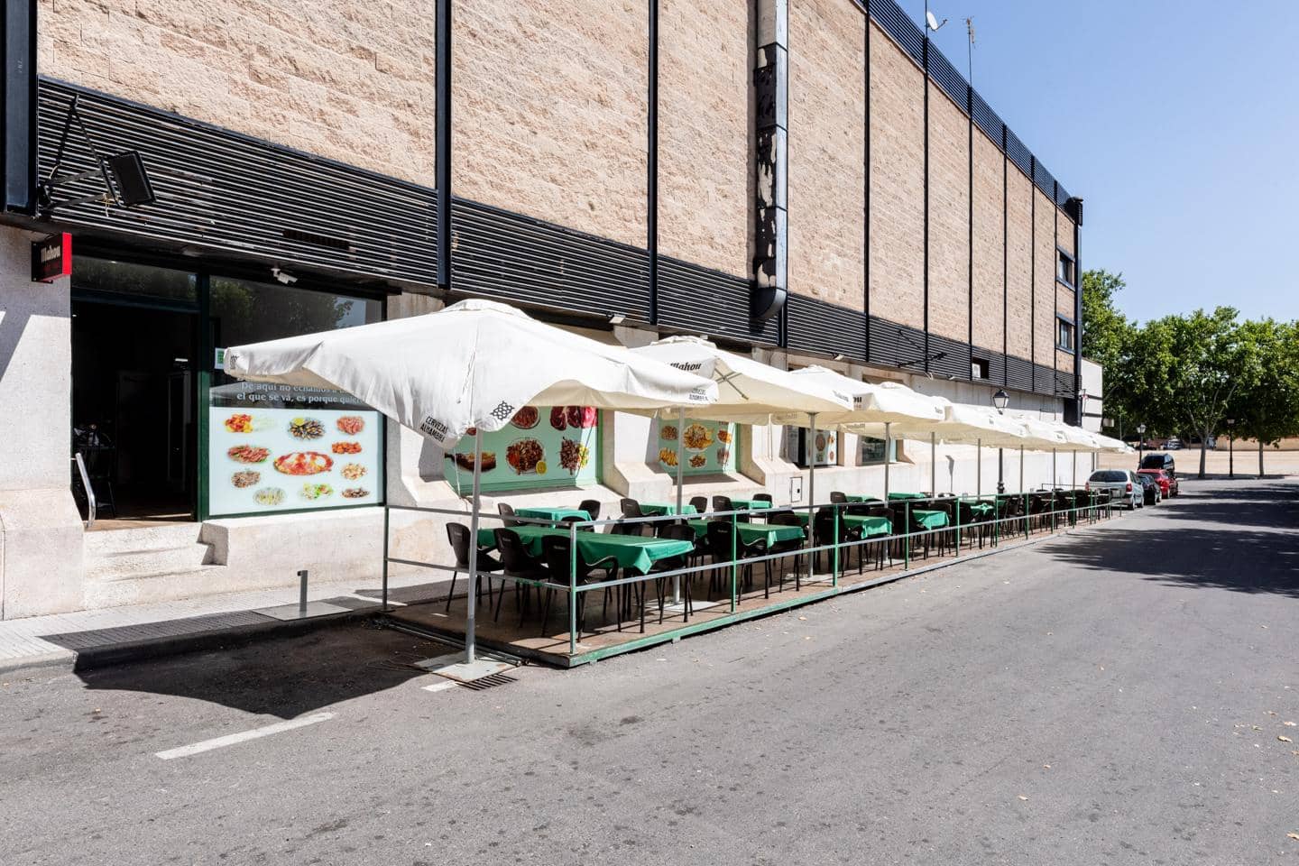 8 bedroom Business for sale in Villaviciosa de Odón € 799,990 (Ref