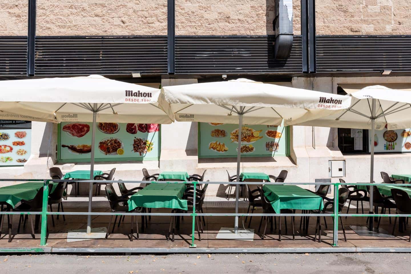 8 bedroom Business for sale in Villaviciosa de Odón € 799,990 (Ref