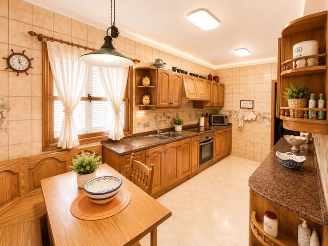 Casa de 4 habitaciones en Ca'n Picafort, Santa Margalida en venta con garaje - 1.300.000 € (Ref: 10060528)