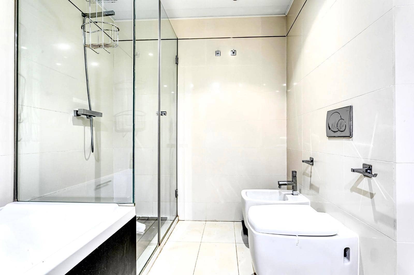 3 slaapkamer Flat te koop in Barcelona stad met zwembad garage - € 1.780.000 (Ref: 10118089)