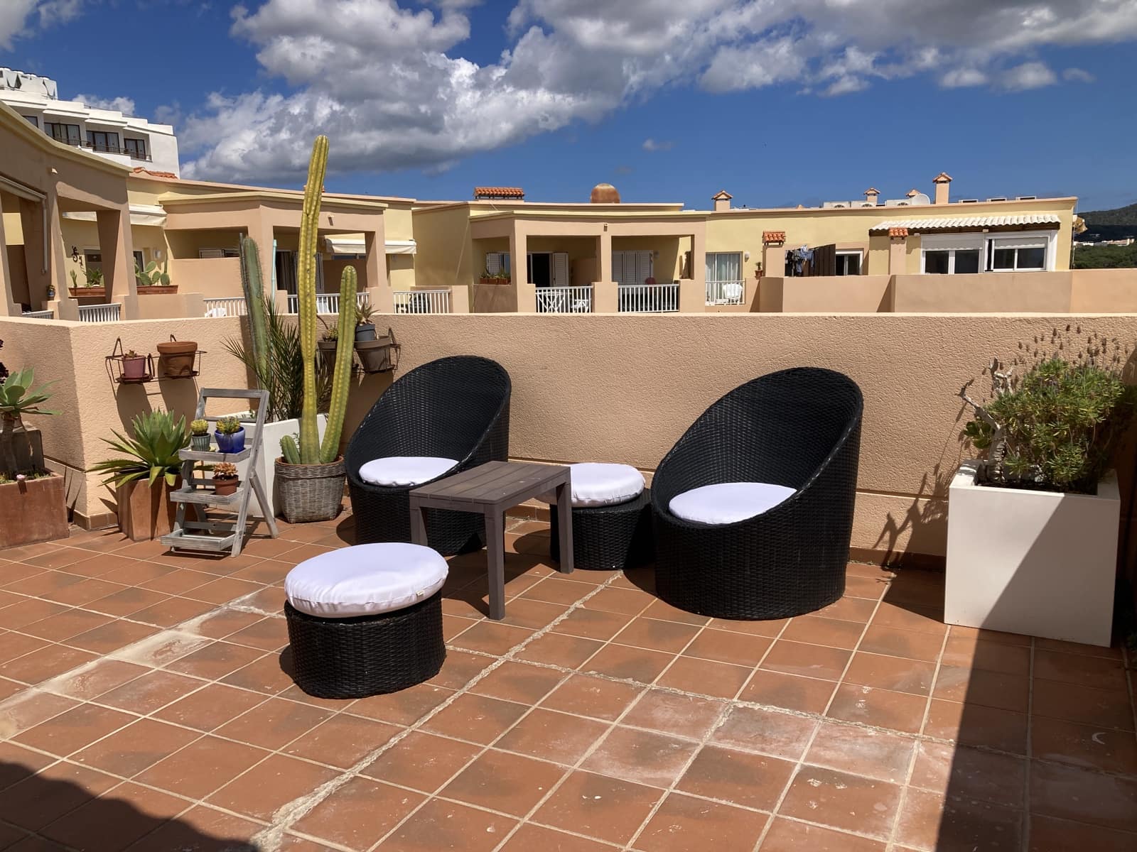 2 sovrum Lägenhet till salu i Santa Eulalia / Santa Eularia med pool - 785 000 € (Ref: 9943797)
