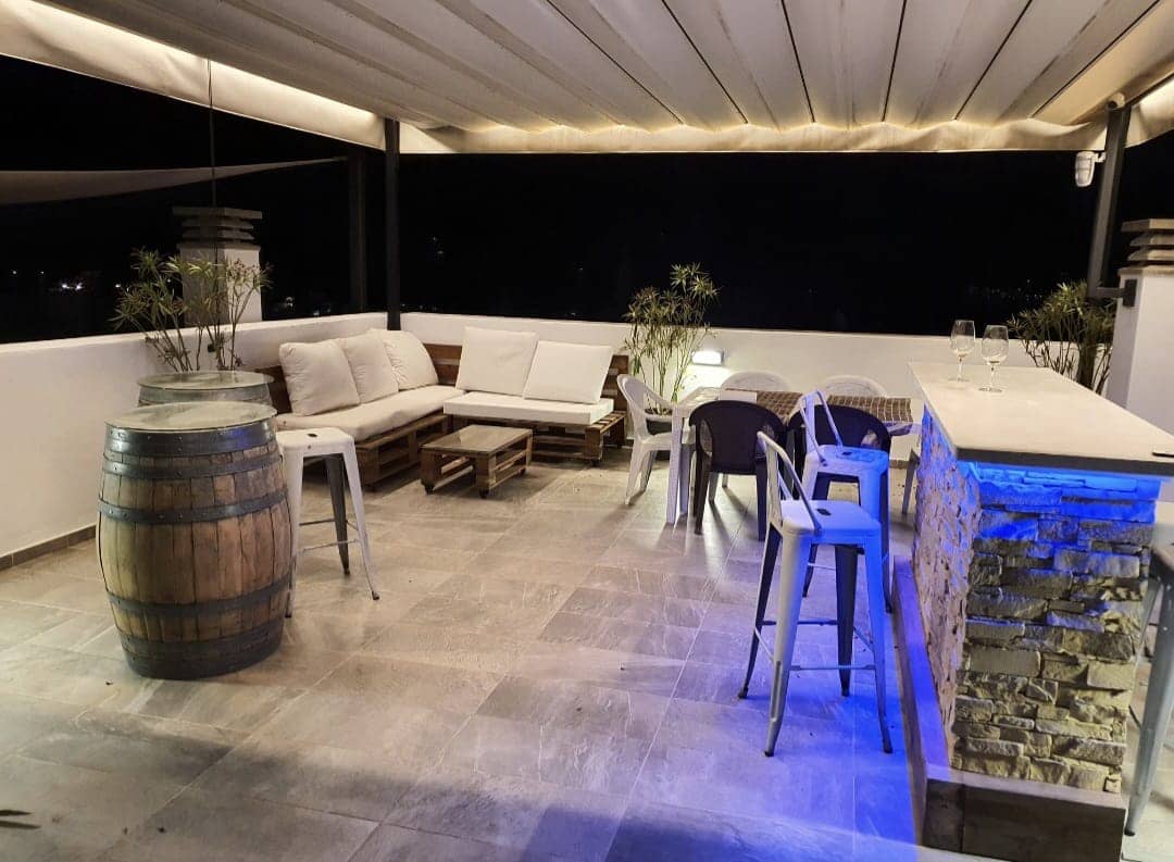 Byhus til salg i Santa Eulalia / Santa Eularia med swimmingpool garage - € 965.000 (Ref: 9943803)