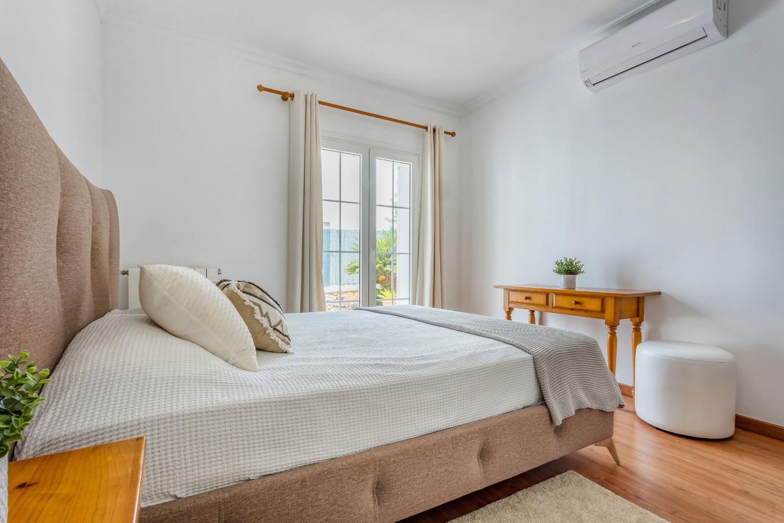 4 soveværelse Villa til salg i Cala d'Or med swimmingpool - € 900.000 (Ref: 8500383)