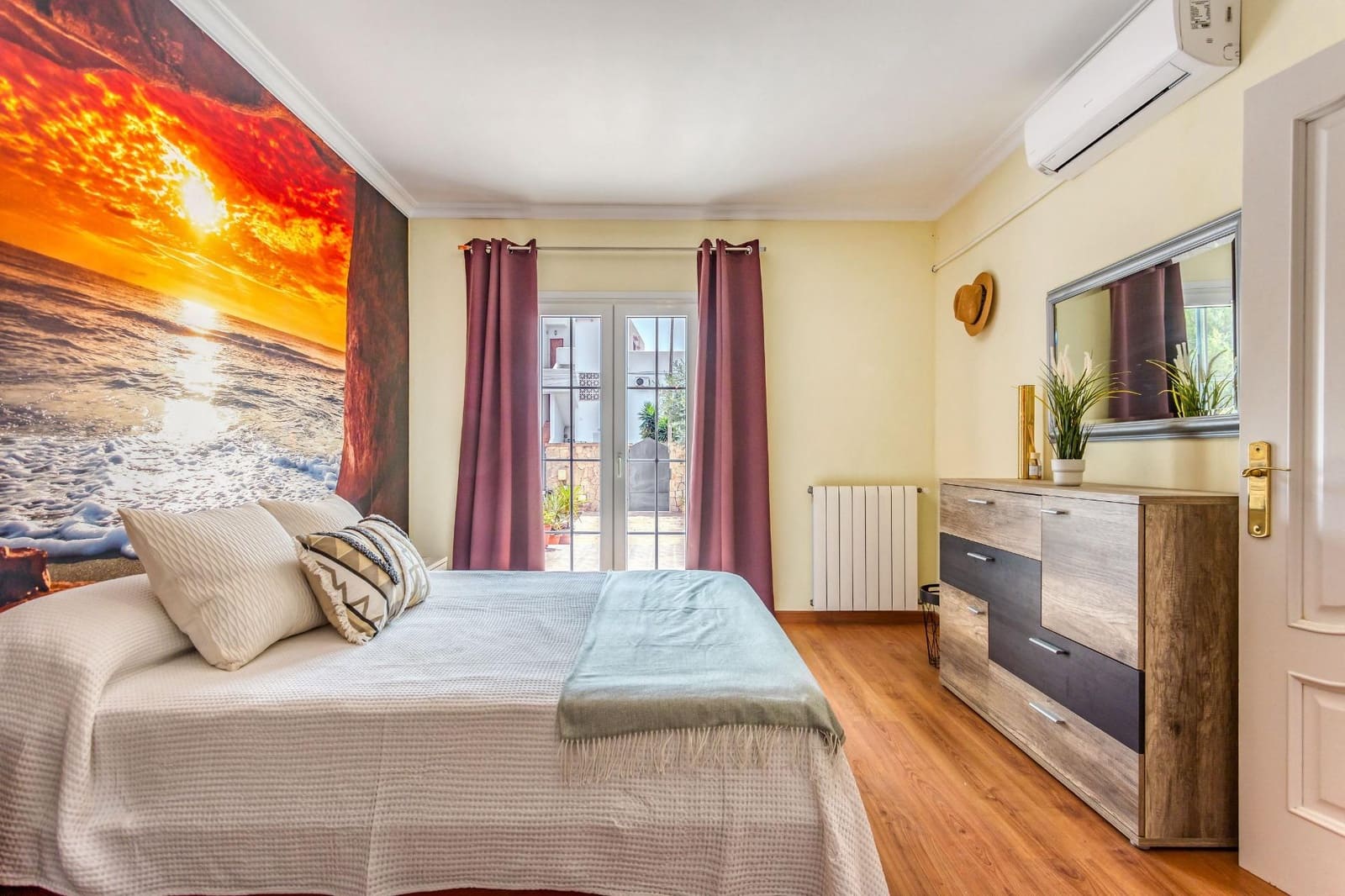 4 soveværelse Villa til salg i Cala d'Or med swimmingpool - € 900.000 (Ref: 8500383)