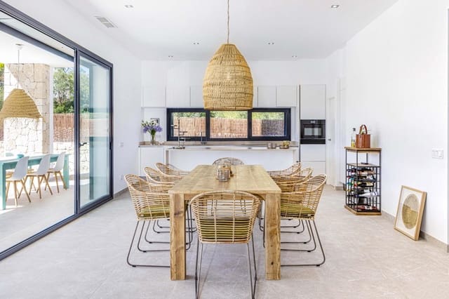 4 bedroom Semi-detached Villa for sale in Marratxí with pool garage - € 840,000 (Ref: 8636605)