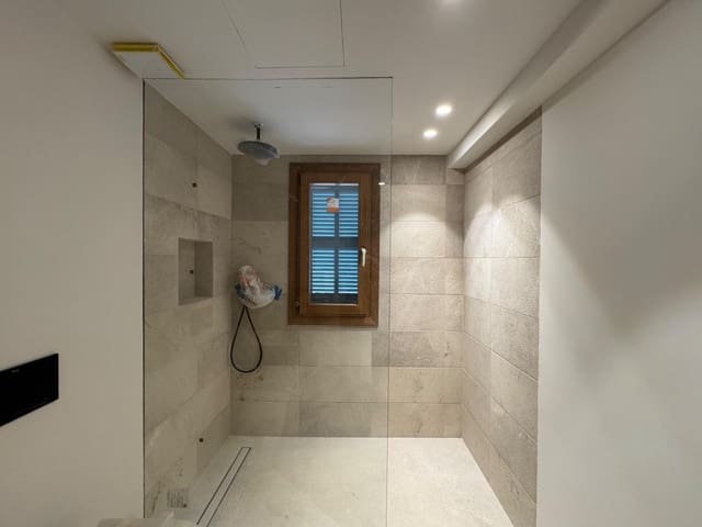 4 soveværelse Villa til salg i Ses Salines med garage - € 1.100.000 (Ref: 9228633)