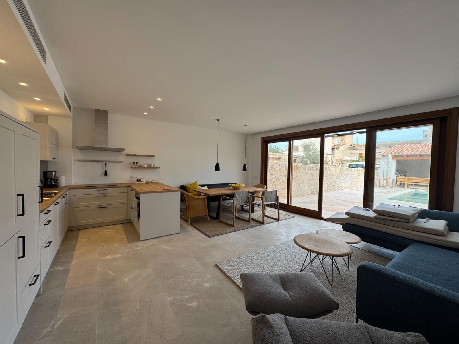 2 bedroom Semi-detached Villa for sale in Santanyi - € 590,000 (Ref: 9814375)
