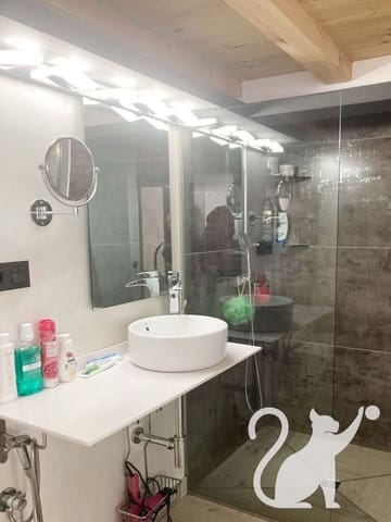 Flat for sale in Salamanca city - € 175,000 (Ref: 10013399)