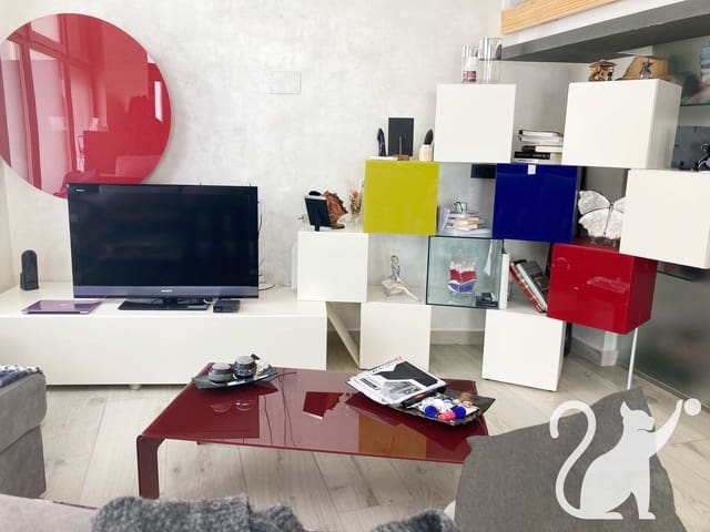 Flat for sale in Salamanca city - € 175,000 (Ref: 10013399)