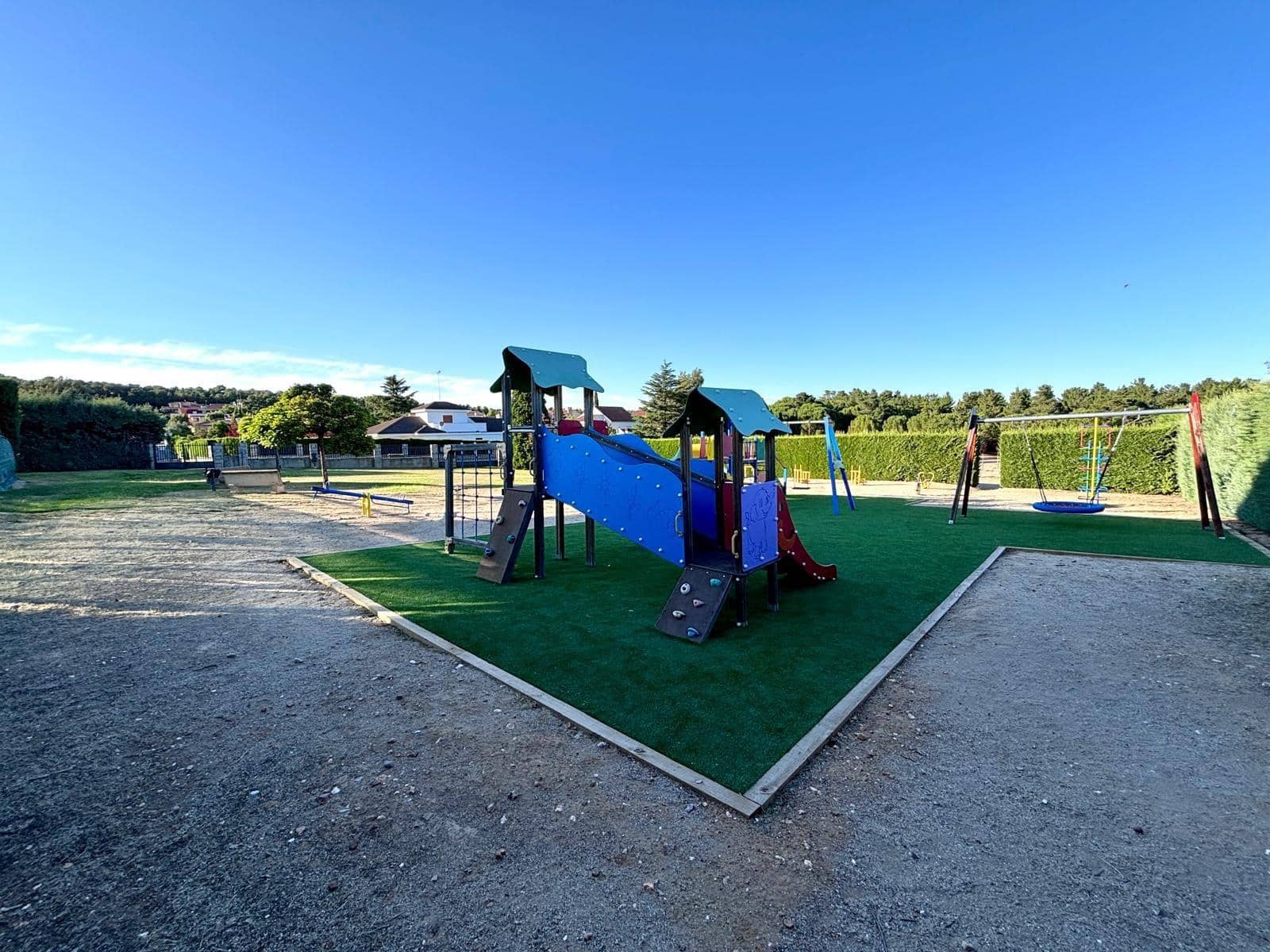 5 quarto Moradia para venda em Alba de Tormes com piscina garagem - 635 000 € (Ref: 10017571)