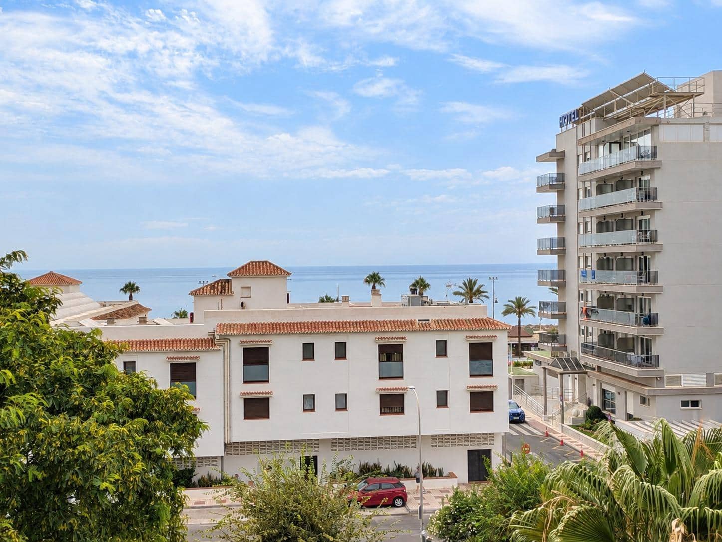 Piso de 2 habitaciones en Torremolinos en venta con piscina - 579.000 € (Ref: 10064745)