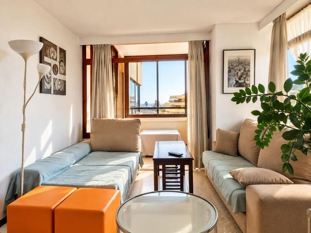 Piso de 2 habitaciones en Torremolinos en venta con piscina - 579.000 € (Ref: 10064745)