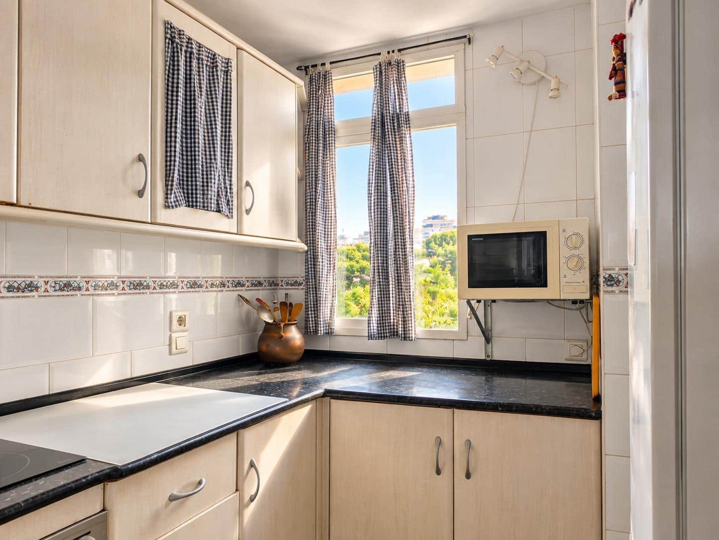 Piso de 2 habitaciones en Torremolinos en venta con piscina - 579.000 € (Ref: 10064745)