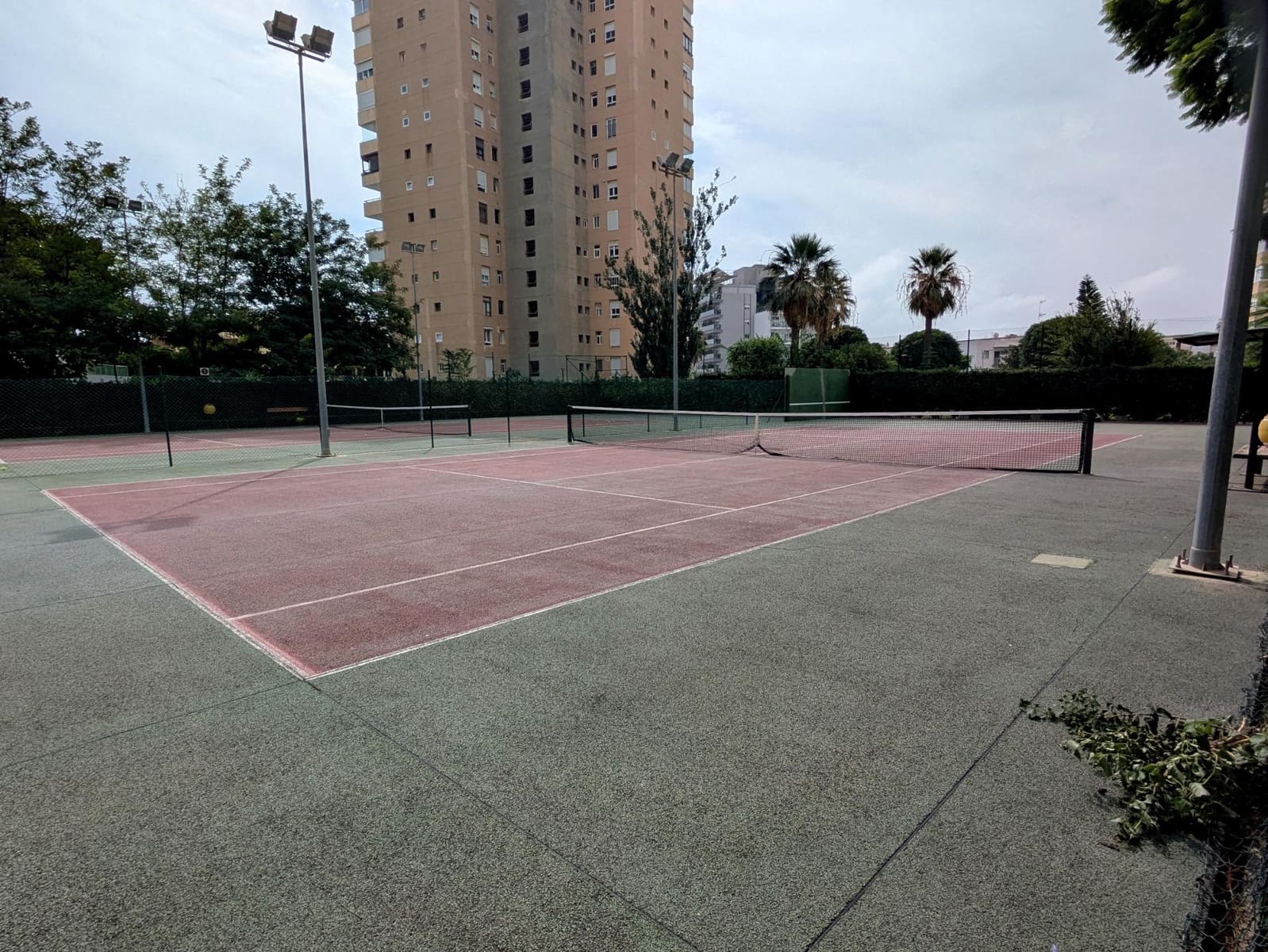 Piso de 2 habitaciones en Torremolinos en venta con piscina - 579.000 € (Ref: 10064745)