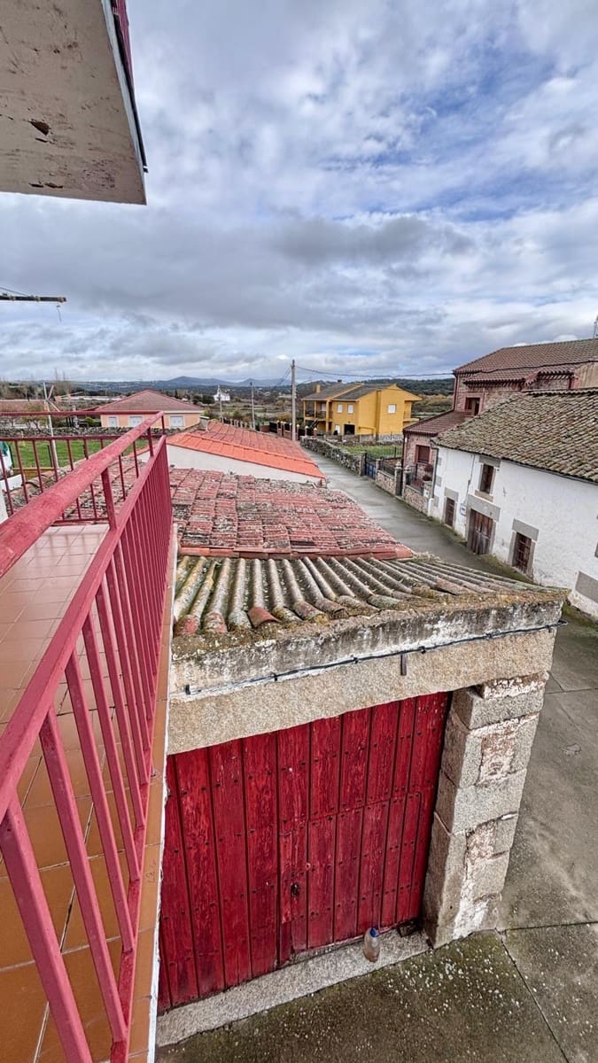 4 soveværelse Lejlighed til salg i Santibanez de Bejar med garage - € 99.000 (Ref: 10094761)