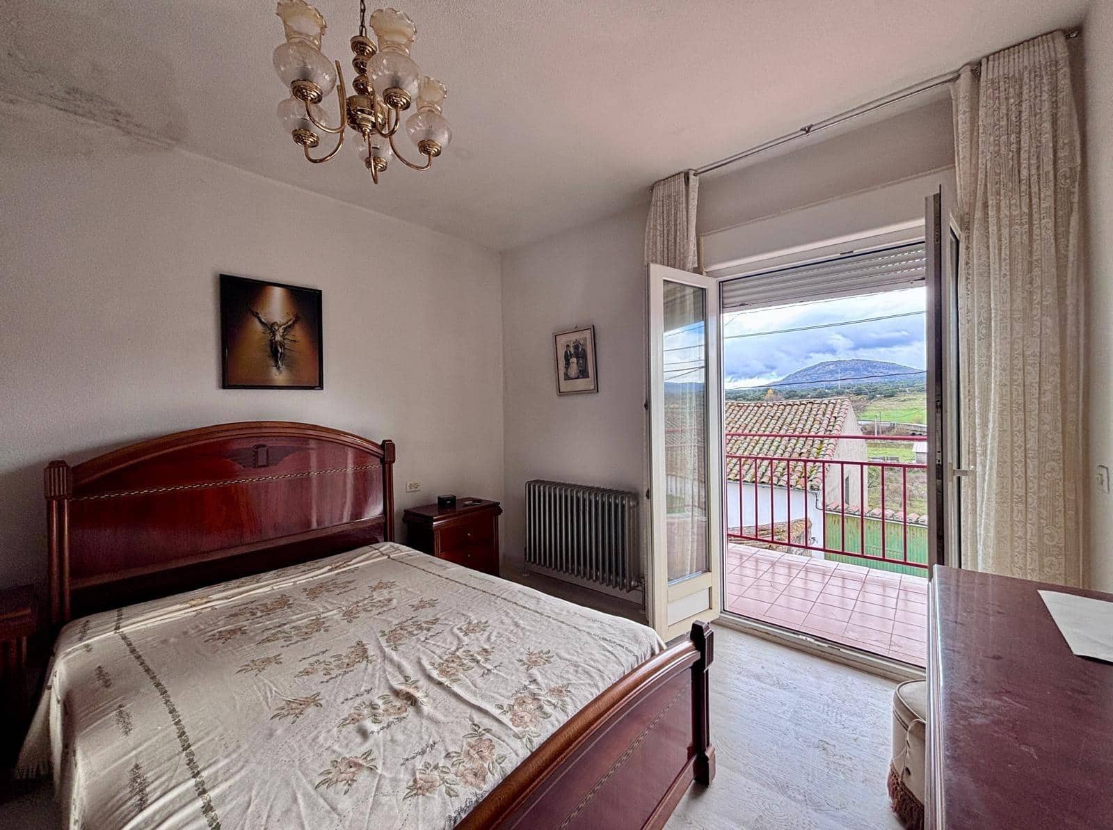 4 soveværelse Lejlighed til salg i Santibanez de Bejar med garage - € 99.000 (Ref: 10094761)