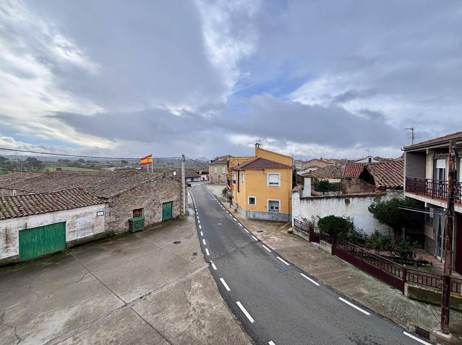 4 soveværelse Lejlighed til salg i Santibanez de Bejar med garage - € 99.000 (Ref: 10094761)