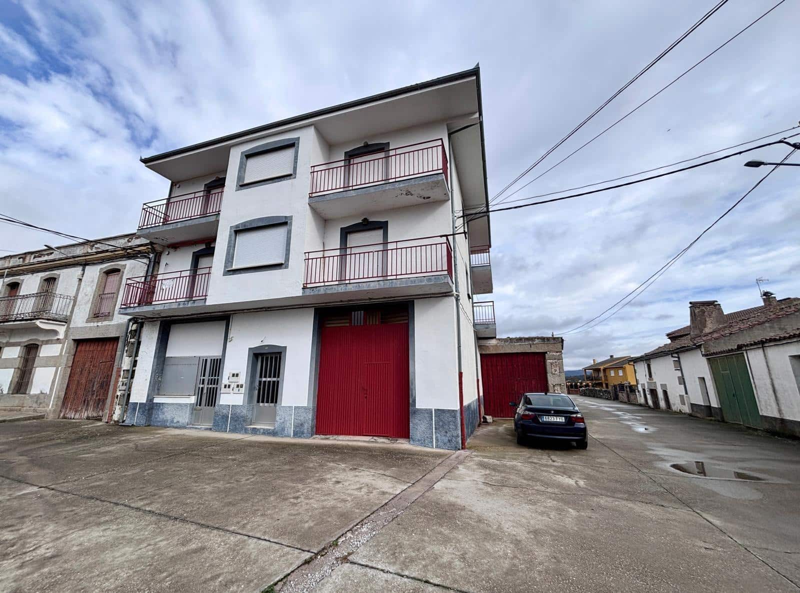 4 soveværelse Lejlighed til salg i Santibanez de Bejar med garage - € 99.000 (Ref: 10094761)