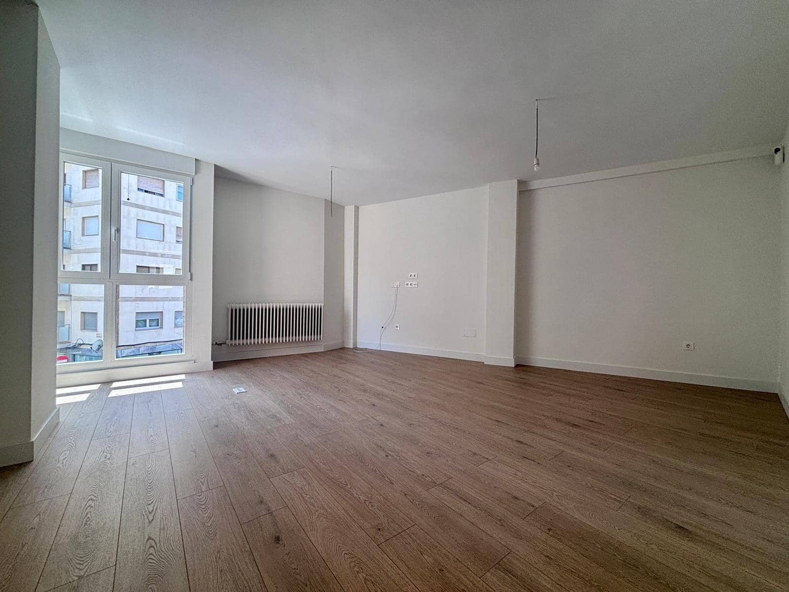 3 bedroom Flat for sale in Salamanca city with garage - € 510,000 (Ref: 10102688)