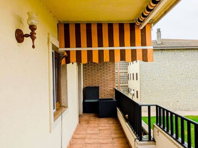 4 bedroom Flat for sale in Terradillos with pool garage - € 118,000 (Ref: 10115941)