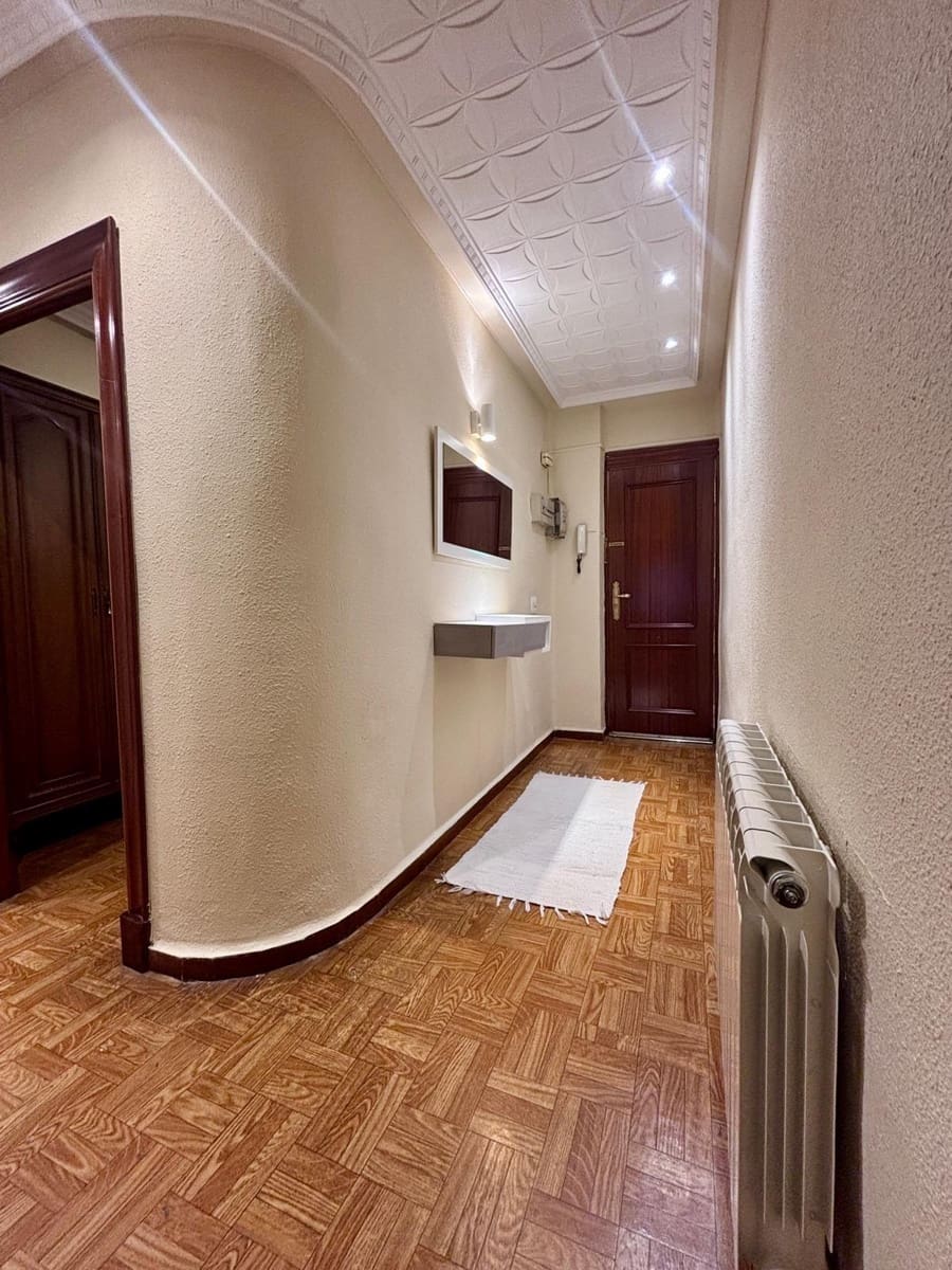 3 makuuhuone Asunto myytävänä paikassa Salamanca kaupunki - 199 000 € (Ref: 10129582)
