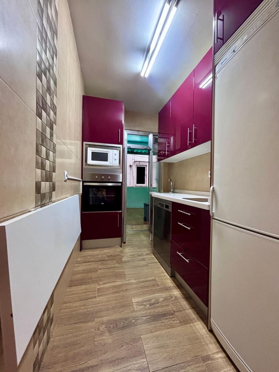 3 makuuhuone Asunto myytävänä paikassa Salamanca kaupunki - 199 000 € (Ref: 10129582)