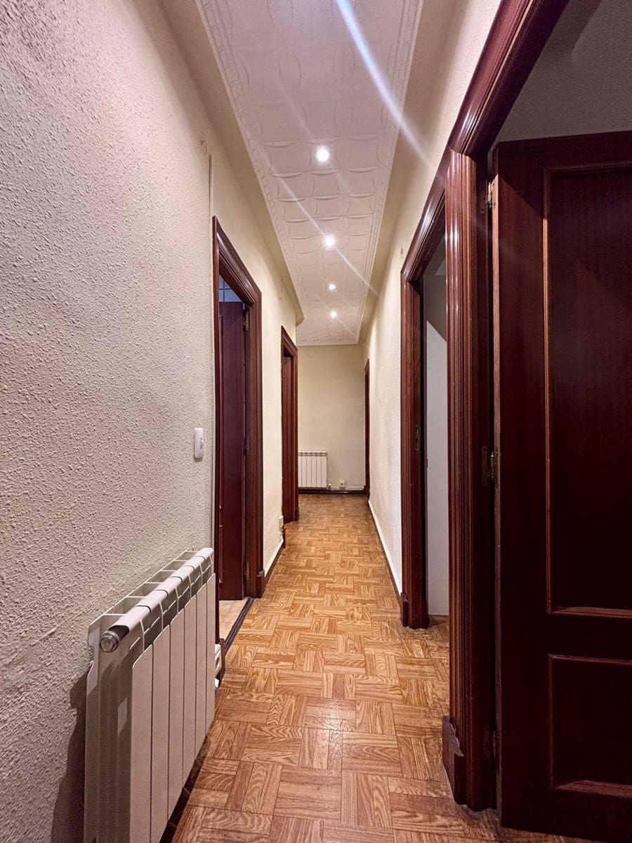 3 makuuhuone Asunto myytävänä paikassa Salamanca kaupunki - 199 000 € (Ref: 10129582)