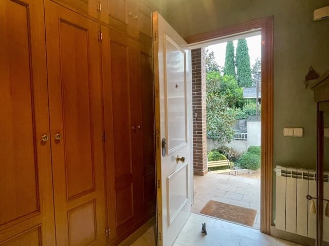 5 camera da letto Villetta a Schiera in vendita in Pozuelo de Alarcón con piscina garage - 1.250.000 € (Rif: 10148879)