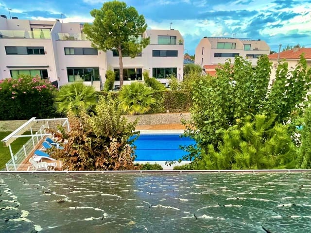 5 camera da letto Villetta a Schiera in vendita in Pozuelo de Alarcón con piscina garage - 1.250.000 € (Rif: 10148879)