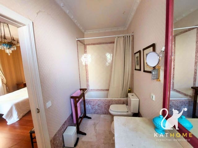 4 sypialnia Mieszkanie na sprzedaż w Miasto Salamanka z garażem - 825 000 € (Ref: 8510835)