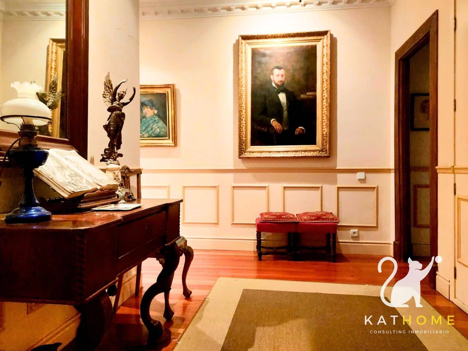 4 soveværelse Lejlighed til salg i Salamanca by med garage - € 825.000 (Ref: 8510835)