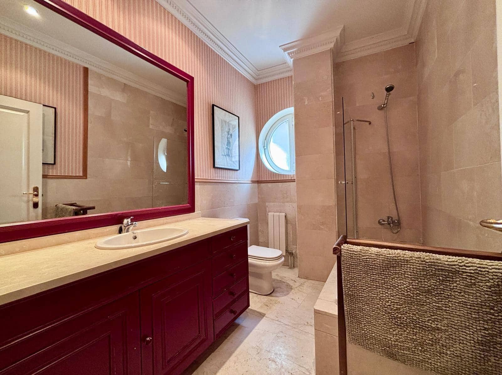 4 soveværelse Lejlighed til salg i Salamanca by med garage - € 825.000 (Ref: 8510835)