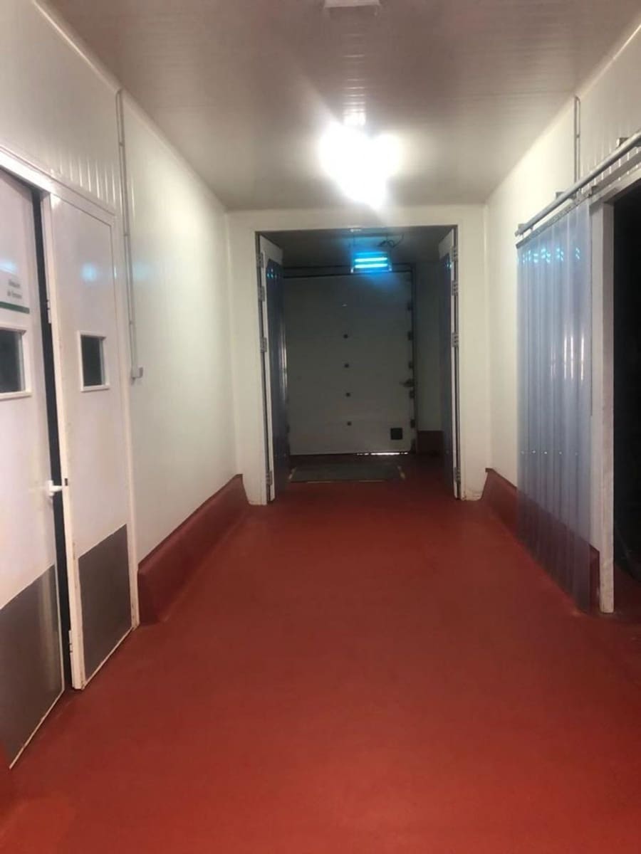 Business for sale in Aliseda - € 2,850,000 (Ref: 8510843)