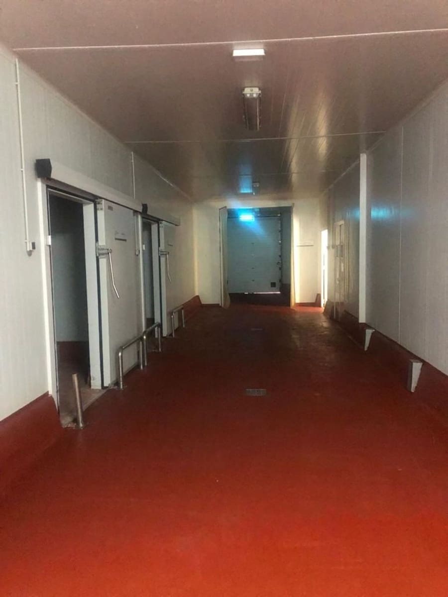 Business for sale in Aliseda - € 2,850,000 (Ref: 8510843)