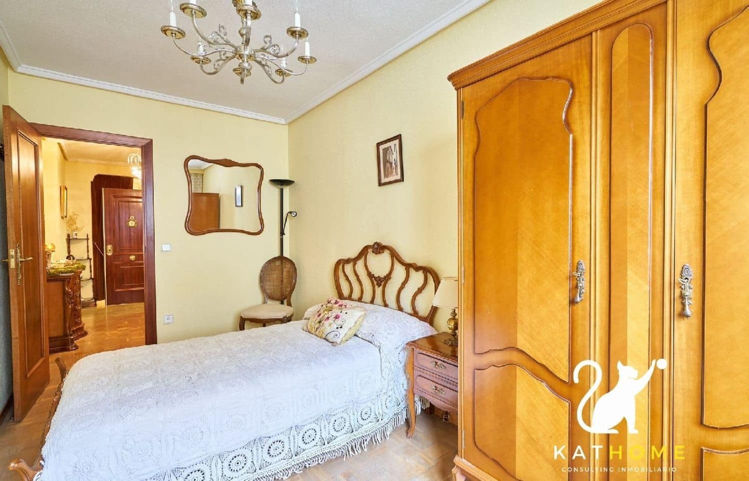 4 soveværelse Lejlighed til salg i Salamanca by - € 350.000 (Ref: 8511772)