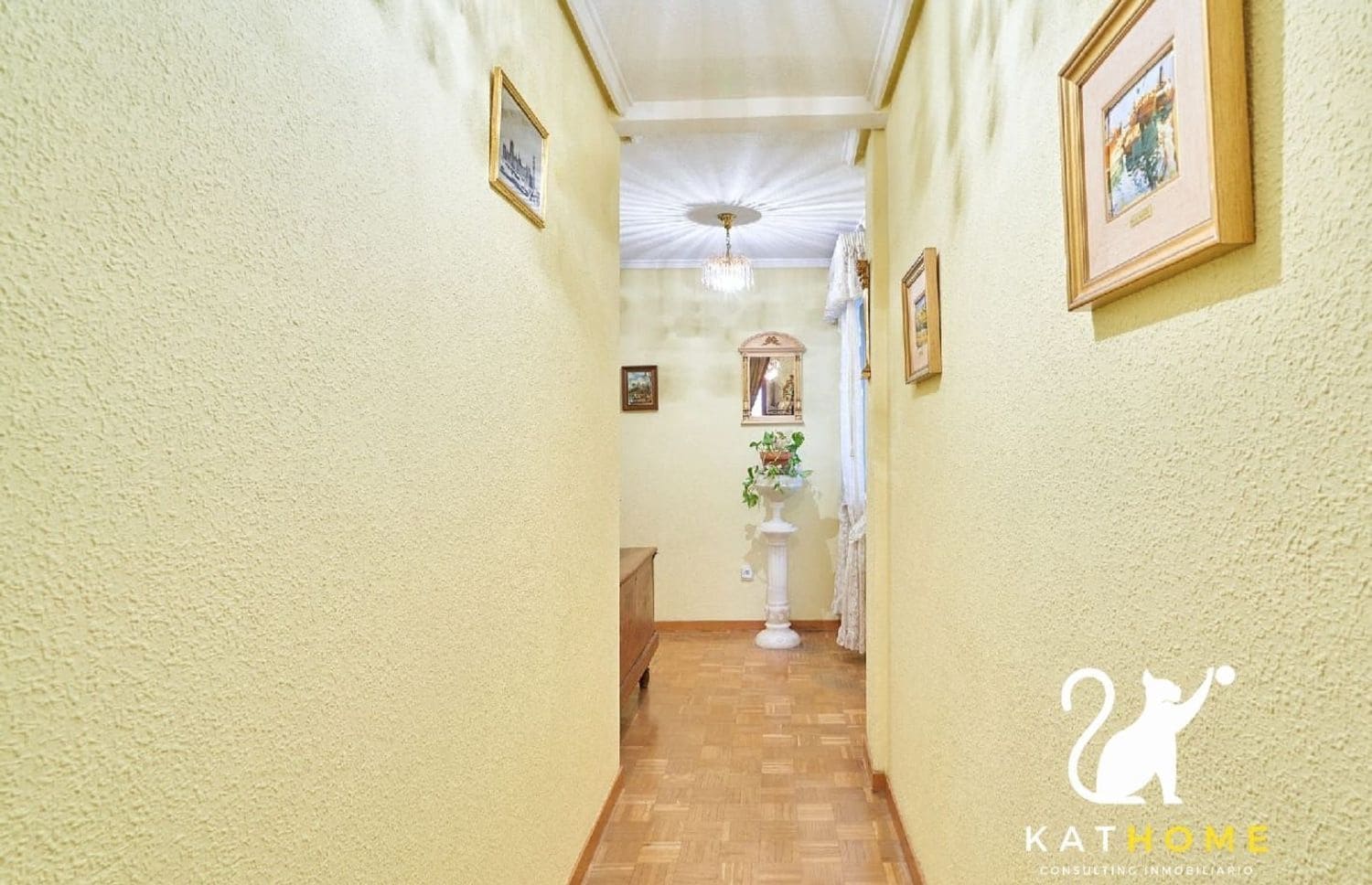 4 soveværelse Lejlighed til salg i Salamanca by - € 350.000 (Ref: 8511772)