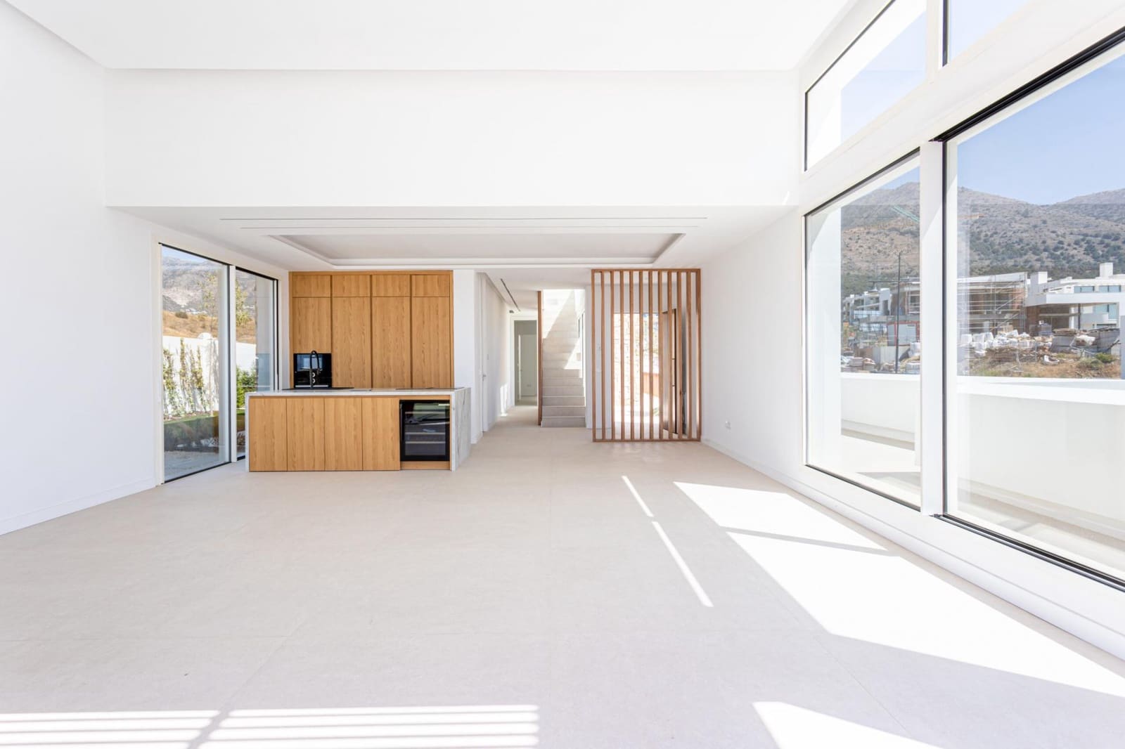 5 soverom Villa til salgs i Fuengirola med svømmebasseng garasje - € 2 350 000 (Ref: 8511774)