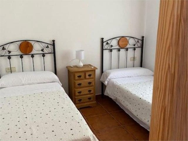 3 sypialnia Finka/Dom wiejski na sprzedaż w Estepona z garażem - 650 000 € (Ref: 8511778)