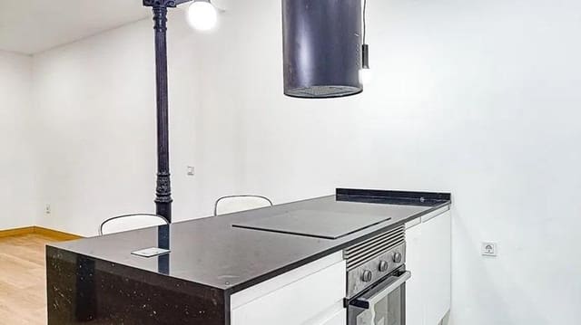 2 sypialnia Mieszkanie na sprzedaż w Universidad, Miasto Madryt - 620 000 € (Ref: 8523200)