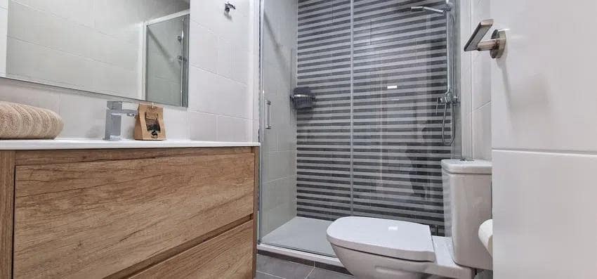 2 soveværelse Lejlighed til salg i Benalmadena med swimmingpool - € 252.000 (Ref: 8532037)