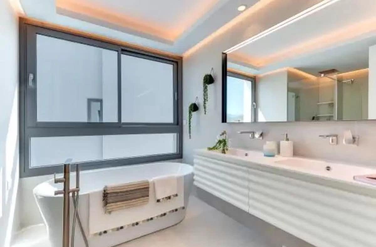 Ático de 4 habitaciones en Benahavís en venta con piscina garaje - 2.490.000 € (Ref: 8536291)