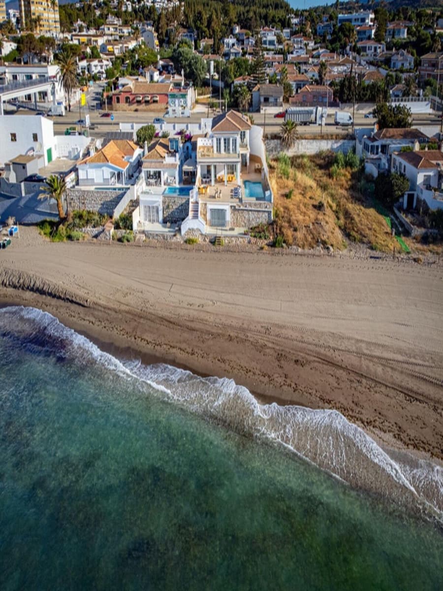 5 soverom Villa til salgs i Miraflores med svømmebasseng garasje - € 1 955 000 (Ref: 8536305)