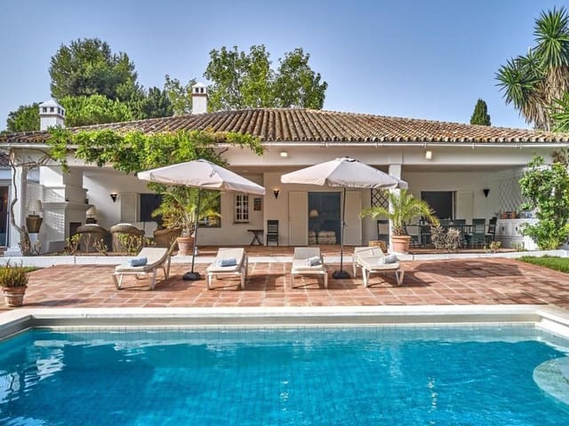 7 bedroom Villa for sale in San Pedro de Alcantara, Marbella - € 3,600,000 (Ref: 8564899)